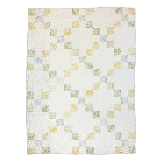 Marquesas Damask Quilted Throw
