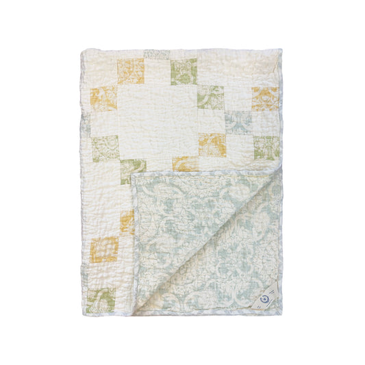 Marquesas Damask Quilted Throw